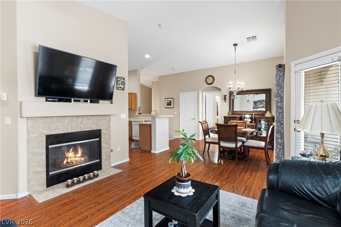 6366 Lorne Green Avenue 101 Property Photo 10