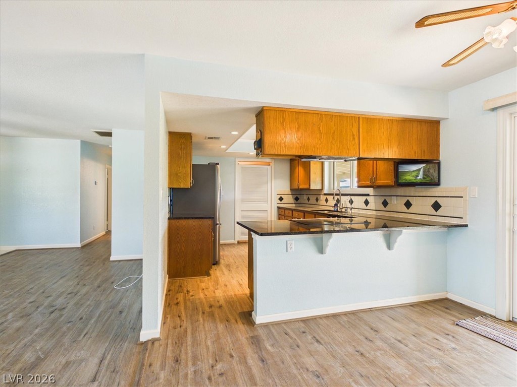 881 East Calvada Boulevard Property Photo 7