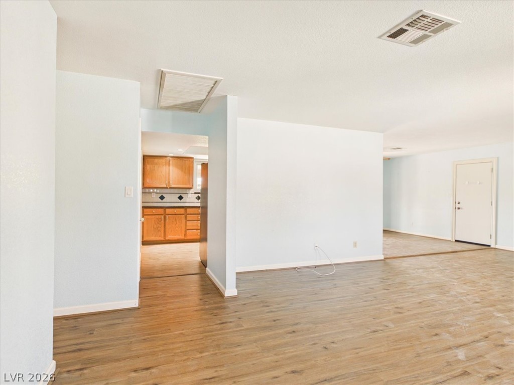 881 East Calvada Boulevard Property Photo 12