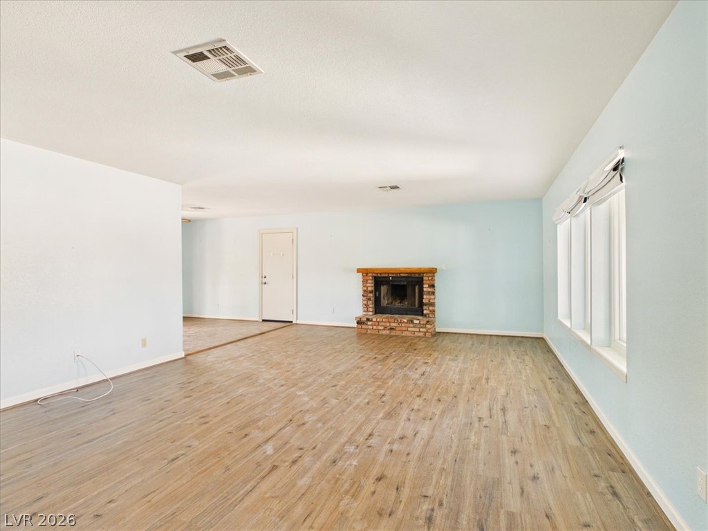 881 East Calvada Boulevard Property Photo 14
