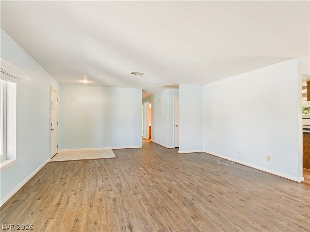 881 East Calvada Boulevard Property Photo 16