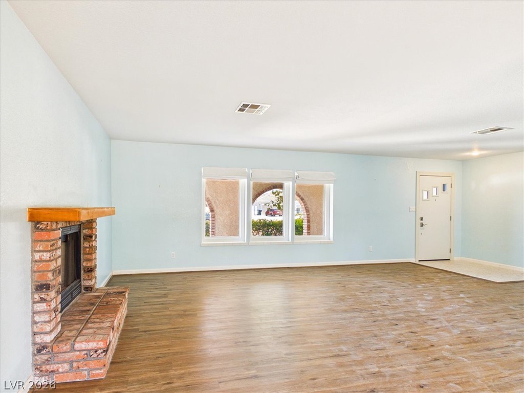 881 East Calvada Boulevard Property Photo 17