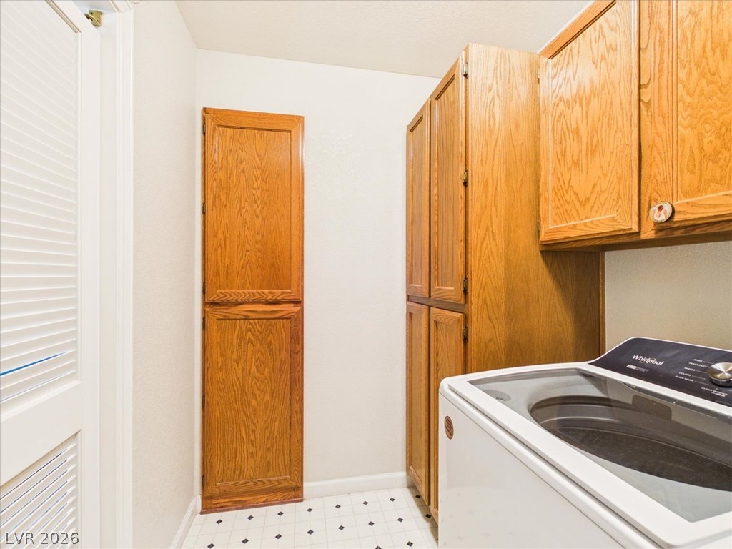 881 East Calvada Boulevard Property Photo 36
