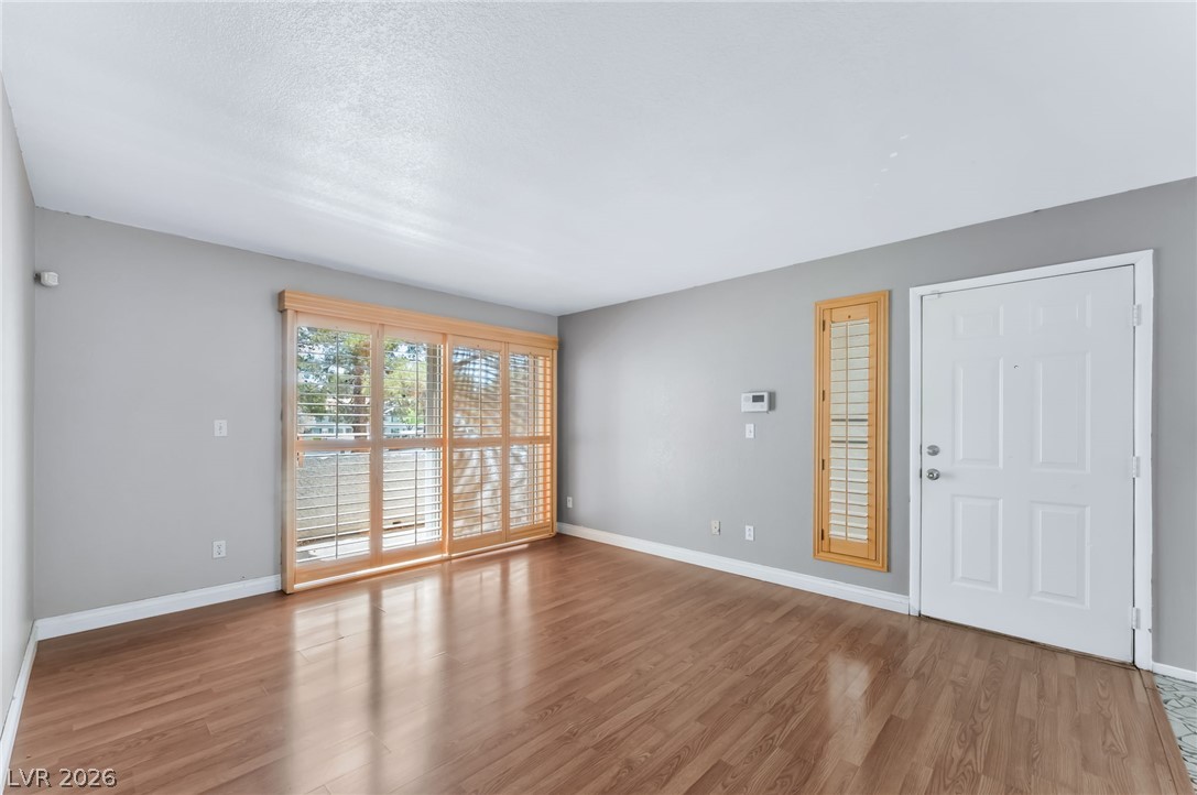 3125 Casey Drive 202 Property Photo 4