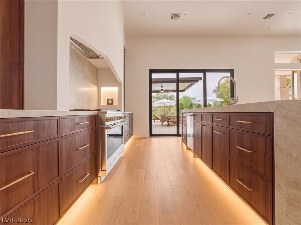 3 Isleworth Drive Property Photo 6
