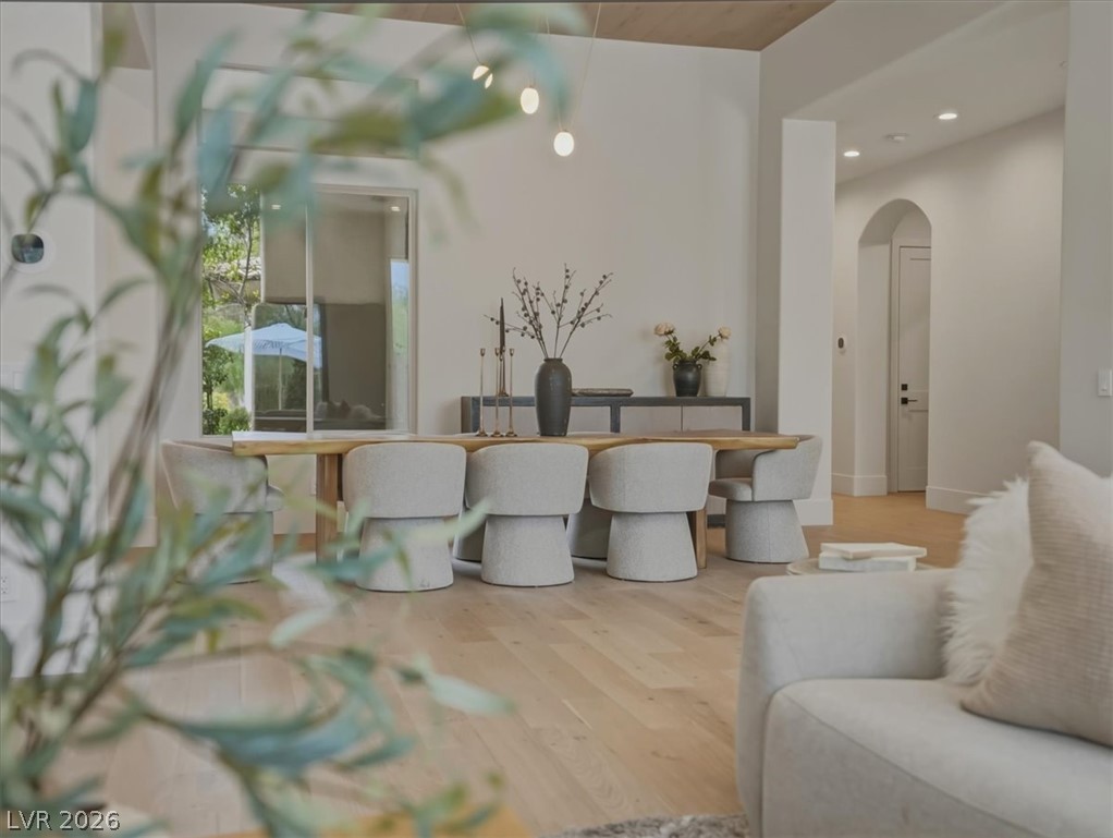 3 Isleworth Drive Property Photo 21
