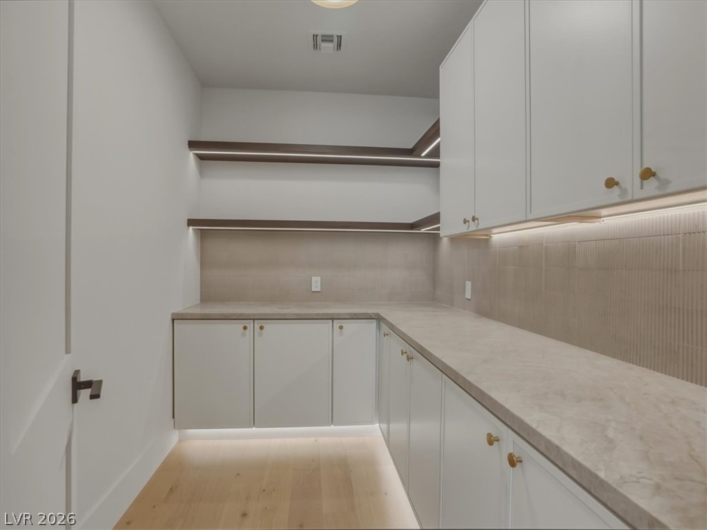 3 Isleworth Drive Property Photo 38