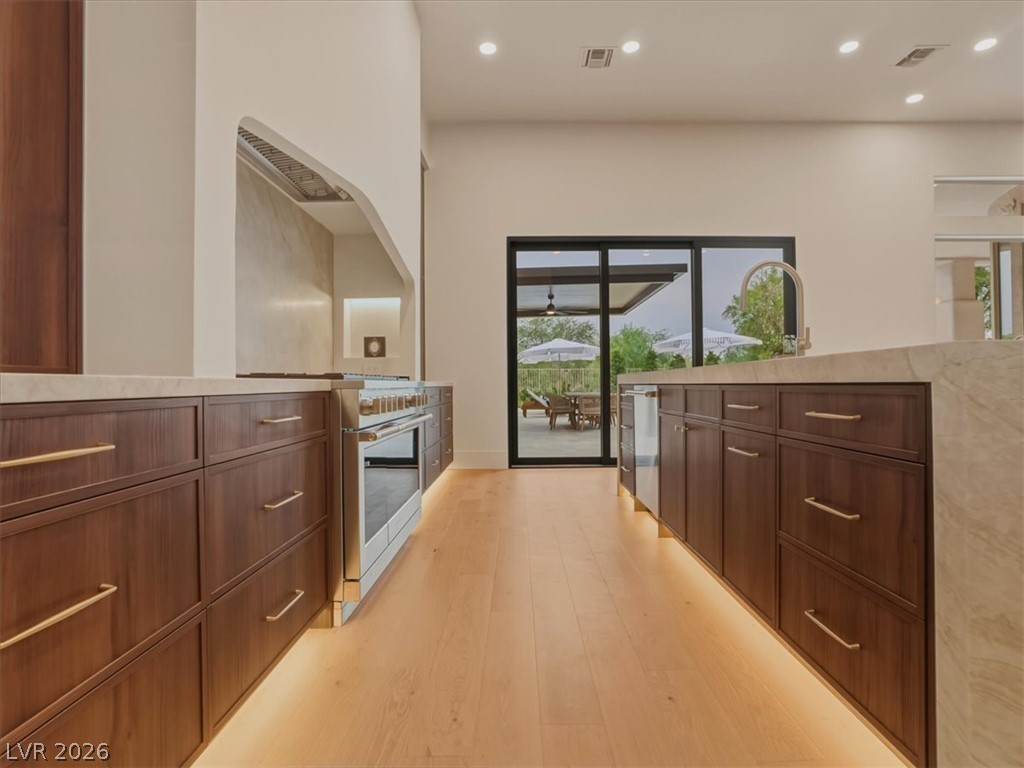3 Isleworth Drive Property Photo 41