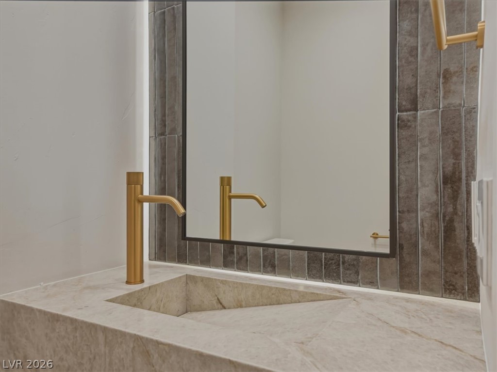 3 Isleworth Drive Property Photo 61