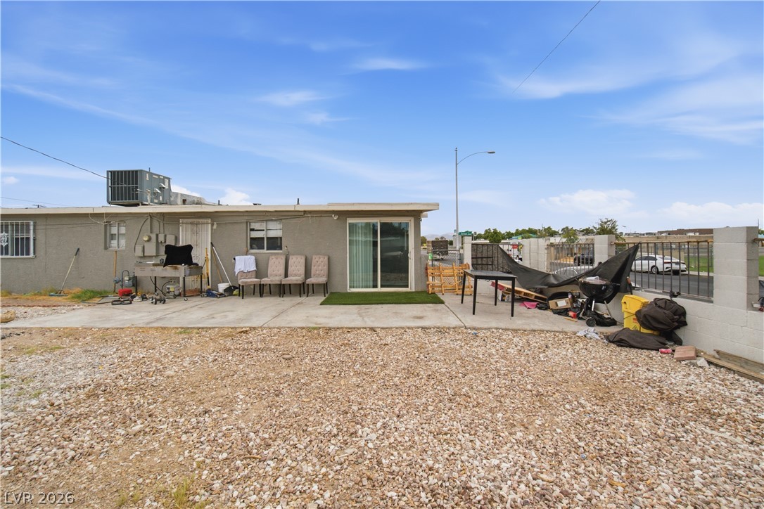 3224 Venus Circle Property Photo 6