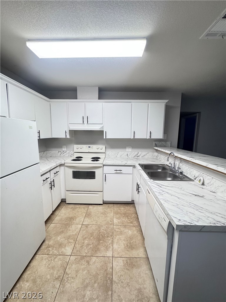2732 Alicialynn Way Property Photo 10