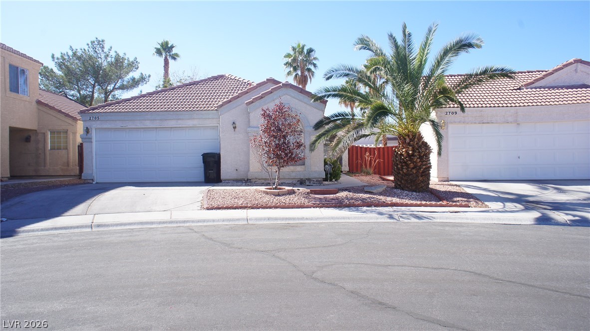 2705 Cheshire Court Property Photo 1