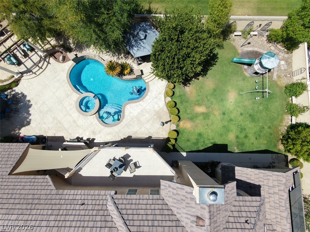 6440 Spanish Garden Court Property Photo 4