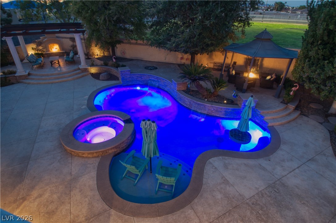 6440 Spanish Garden Court Property Photo 10