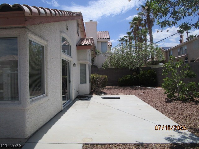 2345 Queen Bee Court Property Photo 3