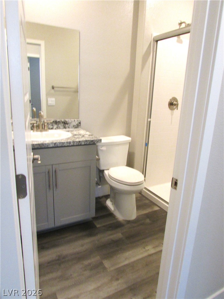 513 Chestnut Falcon Street Property Photo 8
