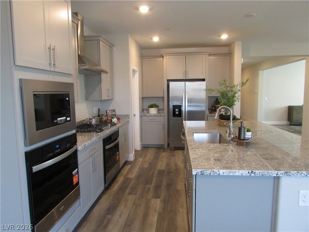 513 Chestnut Falcon Street Property Photo 23