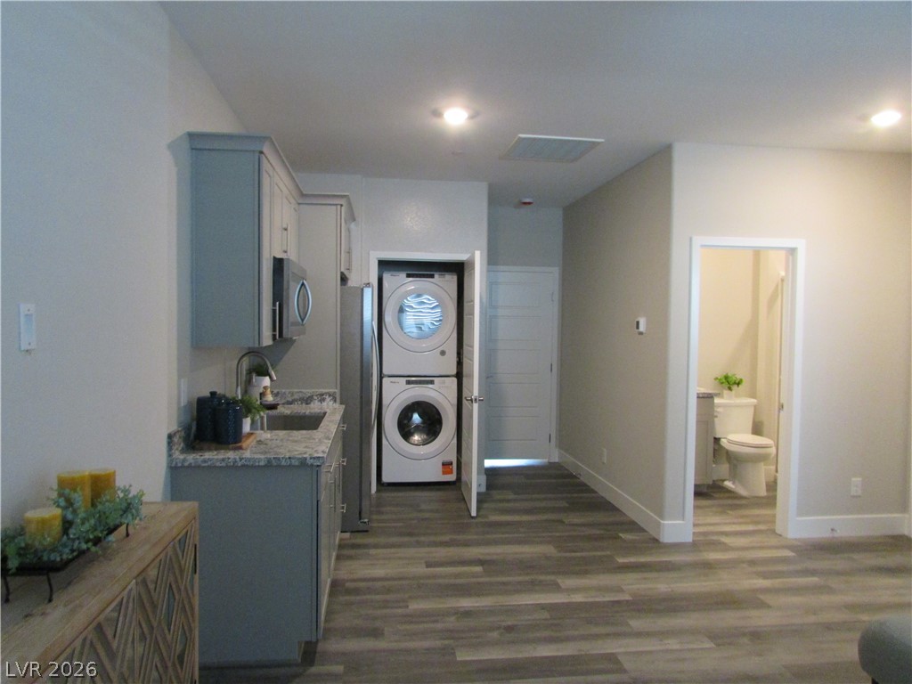 513 Chestnut Falcon Street Property Photo 33