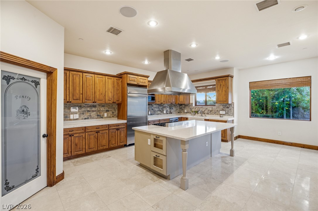 1369 Opal Valley Street Property Photo 14