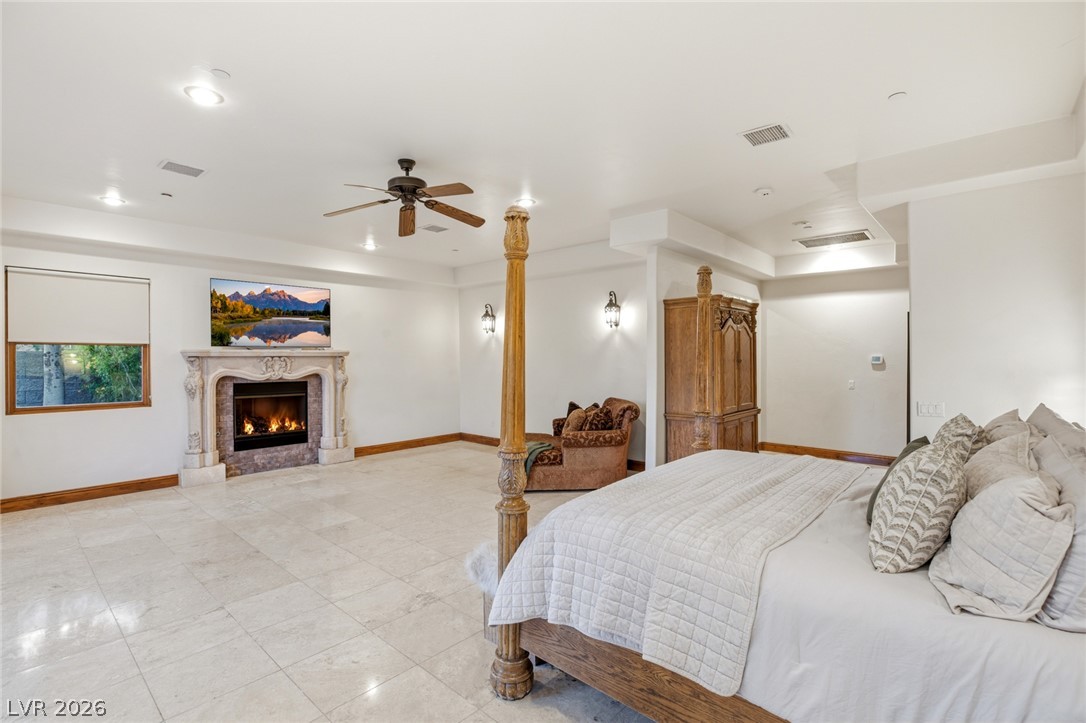 1369 Opal Valley Street Property Photo 22