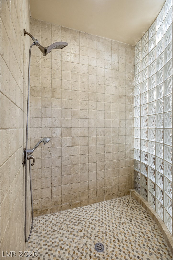 1369 Opal Valley Street Property Photo 27