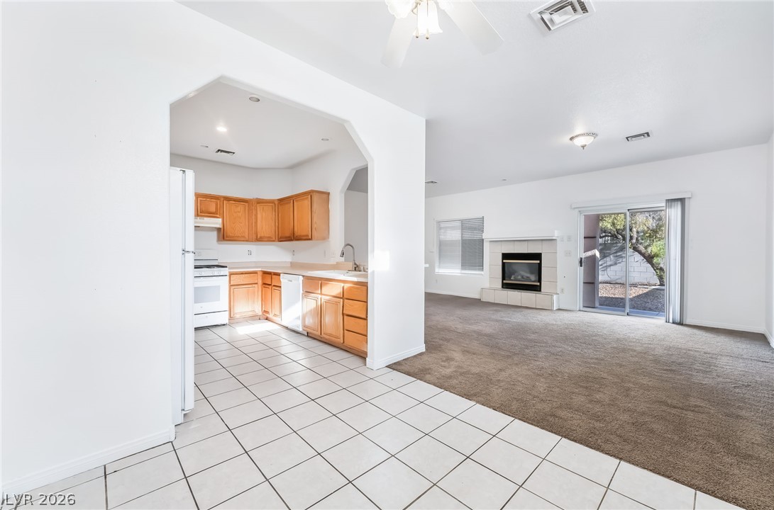3113 West Colton Avenue Property Photo 7