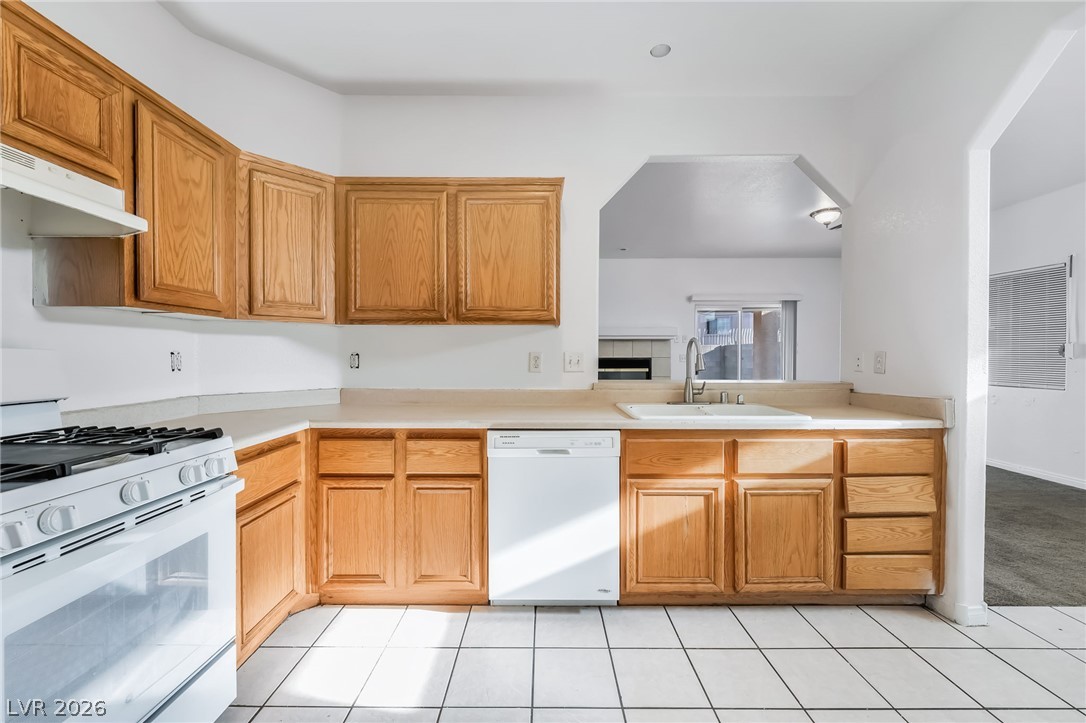 3113 West Colton Avenue Property Photo 10