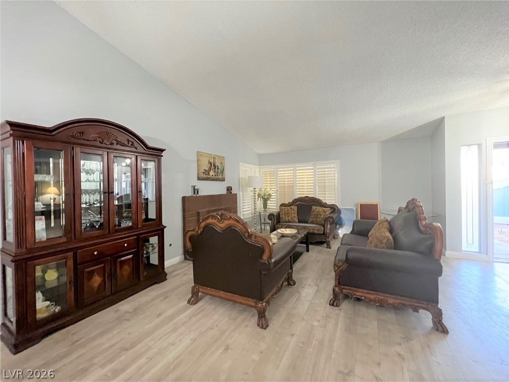 4761 Torrence Drive Property Photo 6