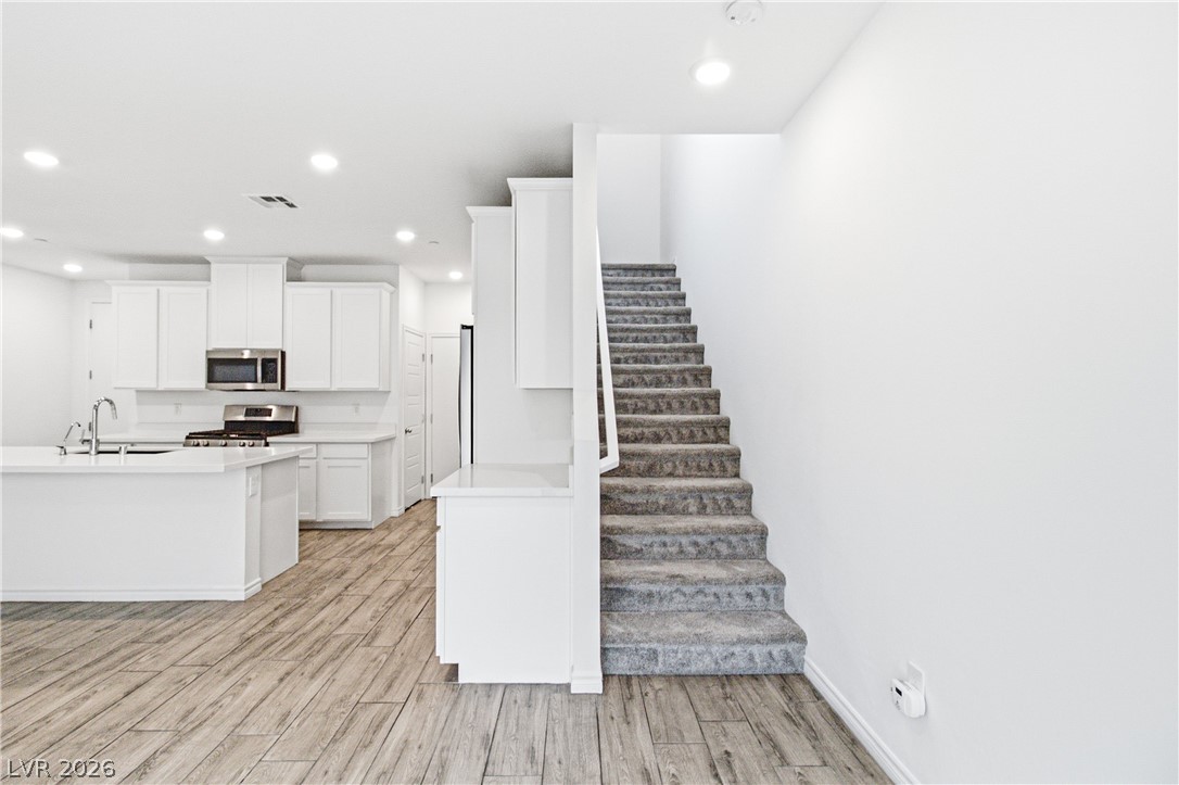 9763 Mojave Mountain Street Property Photo 12