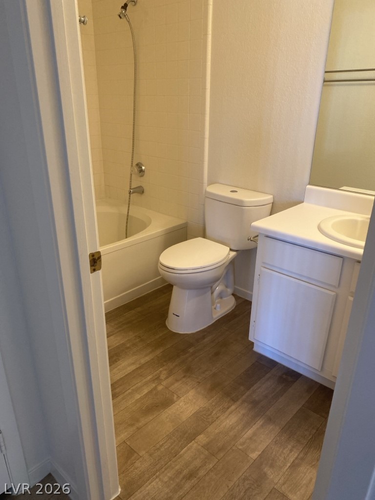 5271 Lindell Road 201 Property Photo 9