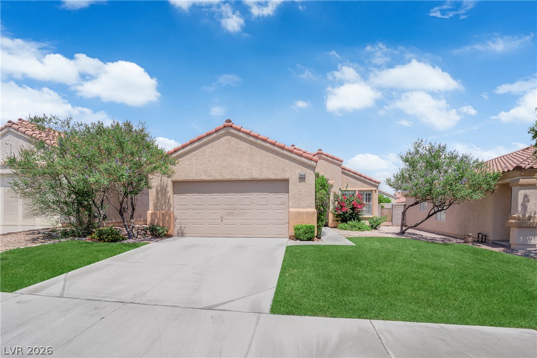 8548 Shady Pines Drive Property Photo 1