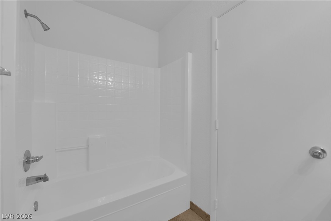 8548 Shady Pines Drive Property Photo 18