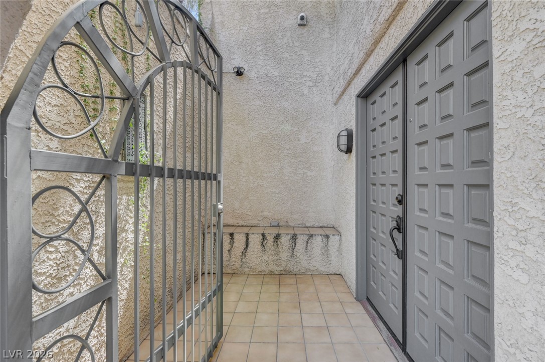 2701 Alta Drive Property Photo 4