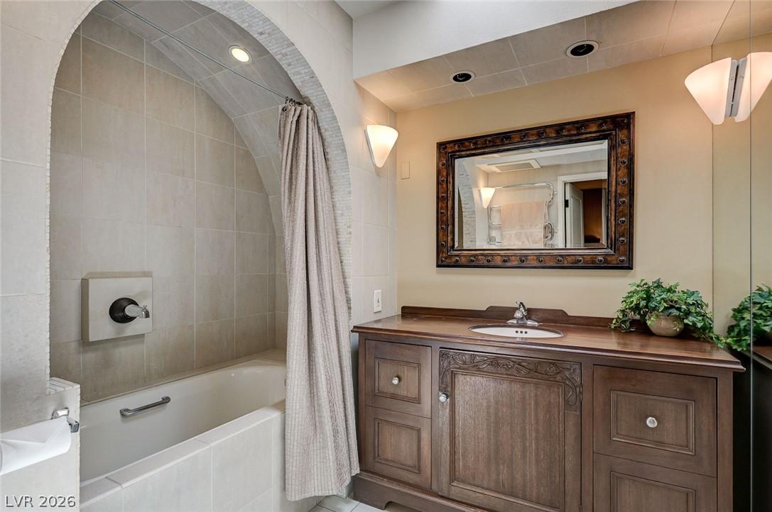 2701 Alta Drive Property Photo 45