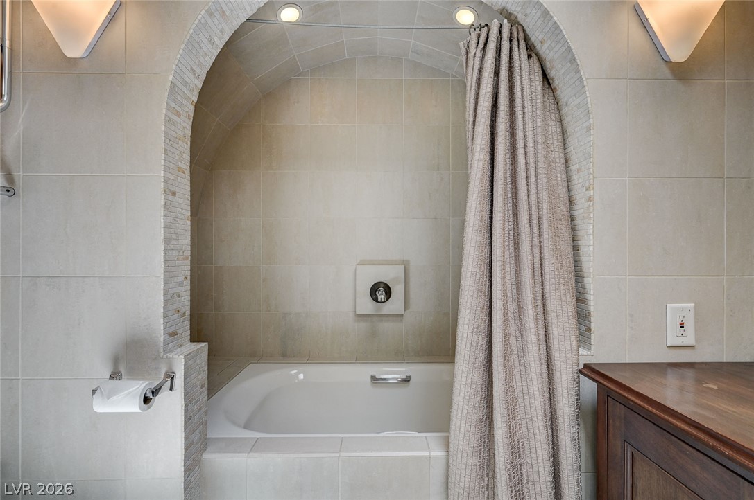 2701 Alta Drive Property Photo 46