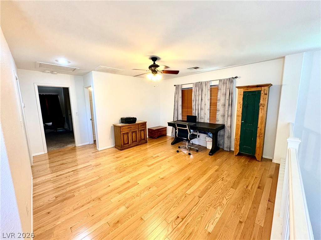 841 Purdy Lodge Street Property Photo 8