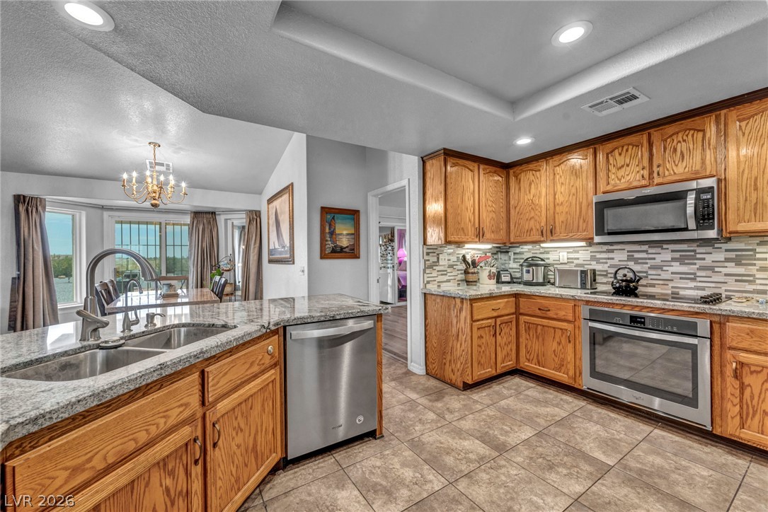 661 Fangio Lane Property Photo 14