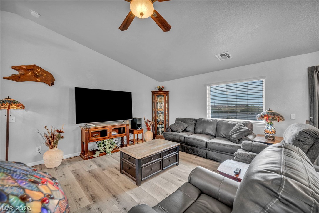 661 Fangio Lane Property Photo 23
