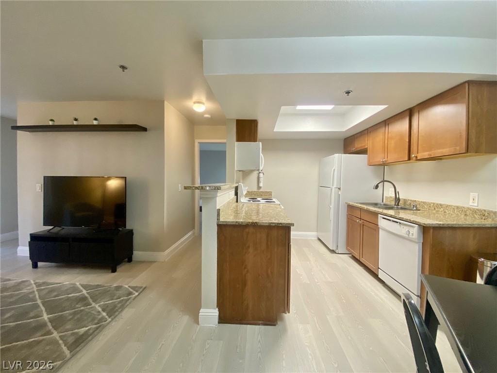 4200 South Valley View Boulevard 2100 Property Photo 4
