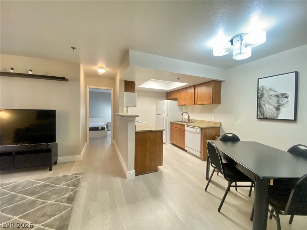 4200 South Valley View Boulevard 2100 Property Photo 5