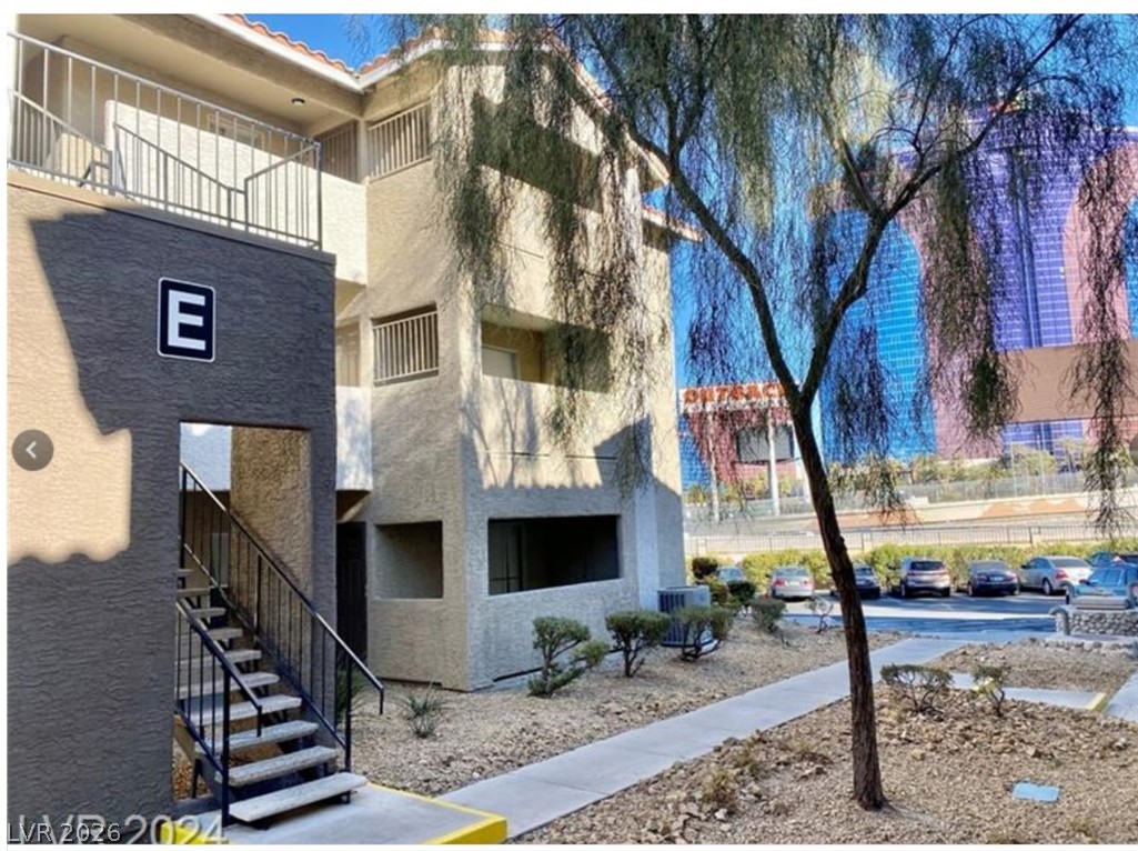 4200 South Valley View Boulevard 2100 Property Photo 17