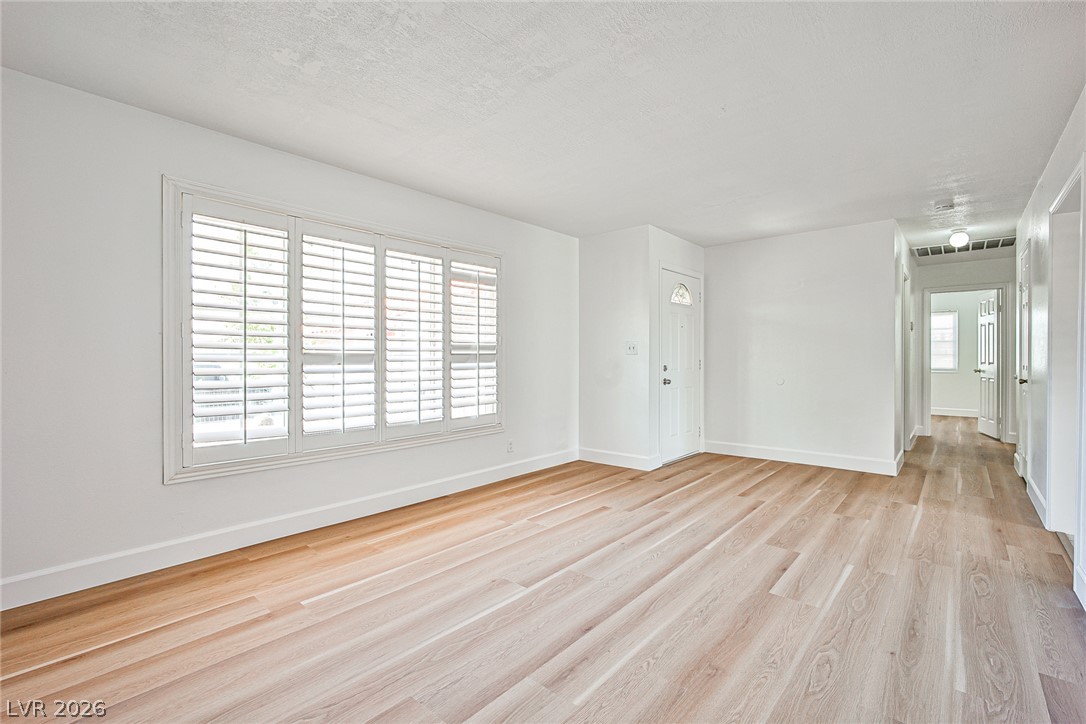 7186 Fenway Avenue Property Photo 6