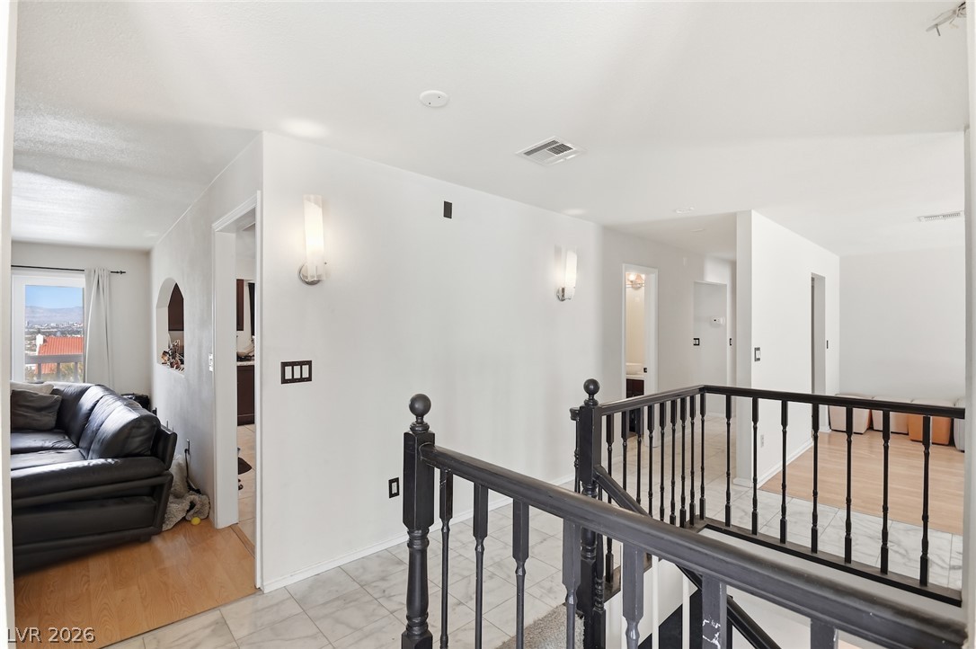 435 Los Feliz Street Property Photo 28