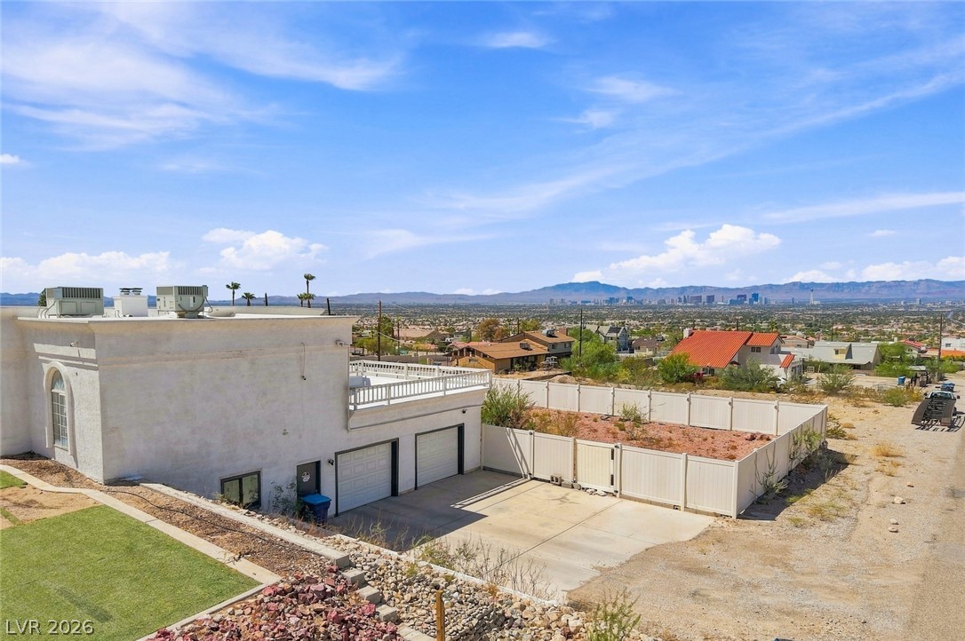 435 Los Feliz Street Property Photo 54