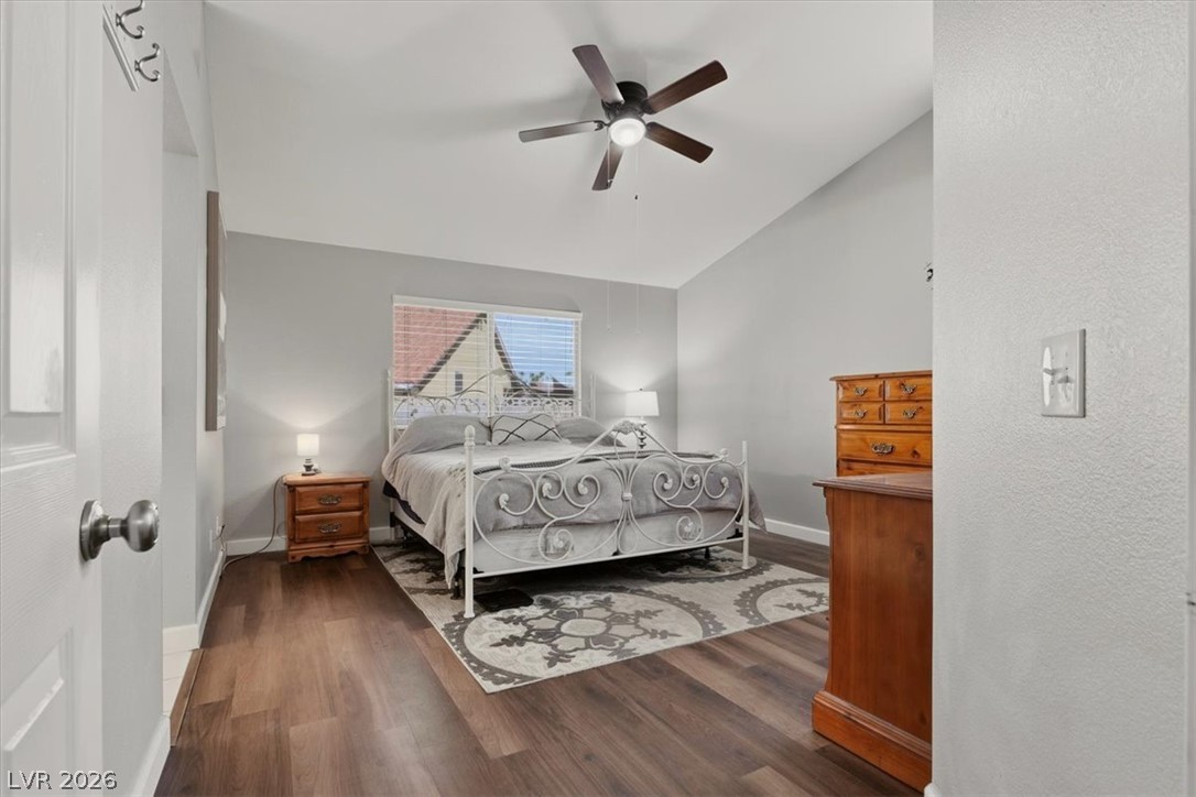 5528 Rock Creek Lane Property Photo 15