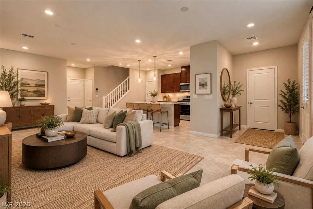 2433 Bellinzona Place Property Photo 8