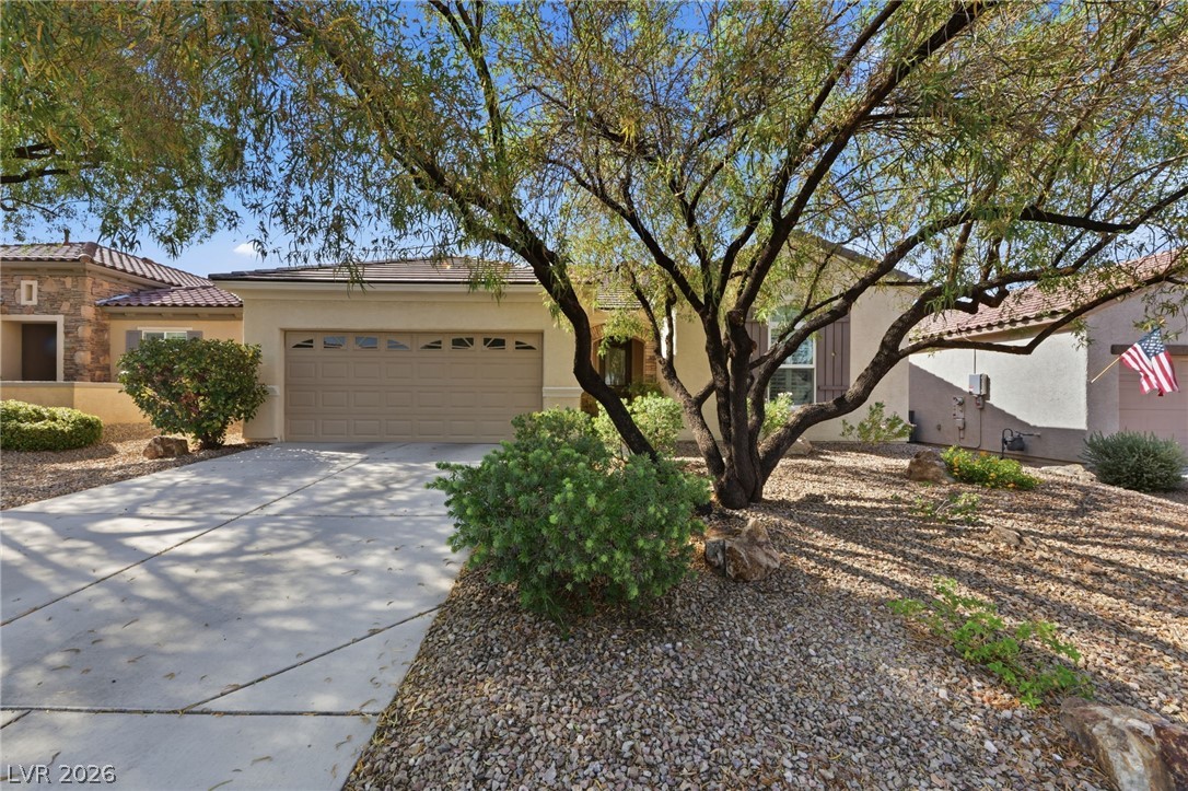 2228 Twin Falls Drive Property Photo 1