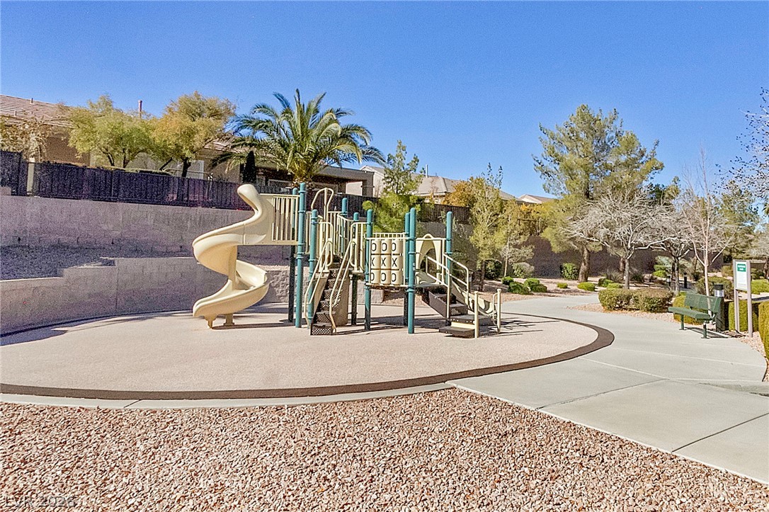 2228 Twin Falls Drive Property Photo 45