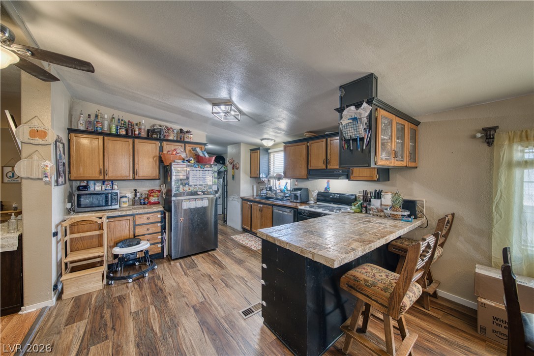 1400 West Horn Road Property Photo 2