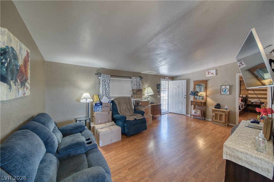 1400 West Horn Road Property Photo 4